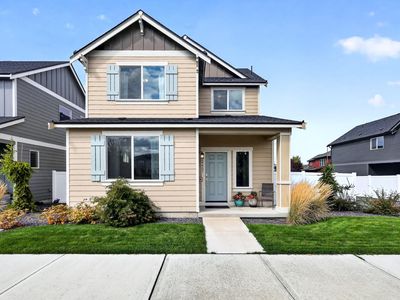 24485 E Feather Loop