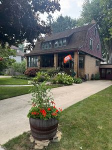 1805 Saint Clair River Dr