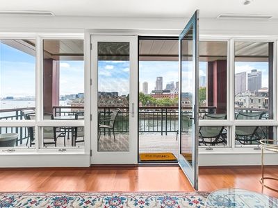 40 Battery St APT 309
