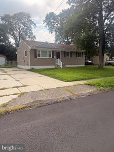 127 Trinity Ave