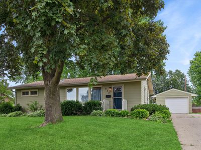 833 9th Ave SW