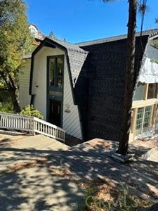 1083 Nadelhorn Dr