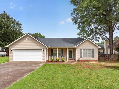 207 Hunters Ln