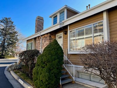 3434 S Brook View Ln