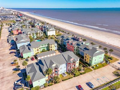 7000 Seawall Blvd APT 524