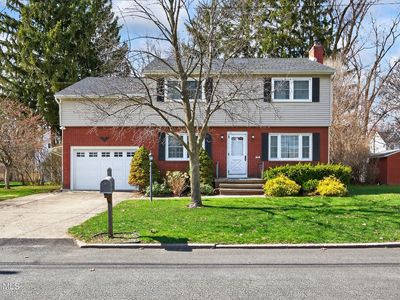 25 Alfred Drive