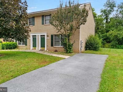 10121 Saint George Cir