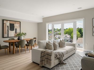 13 Wentworth Rd #404