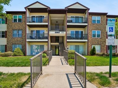 223 Robertson Way