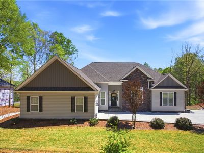 105 Winterbrook Cir