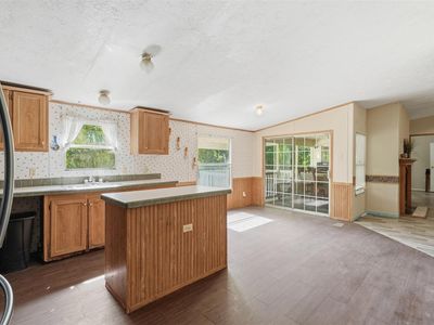 Property at 910 County Road 3556, Cleveland, TX