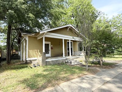 410 Elliott St
