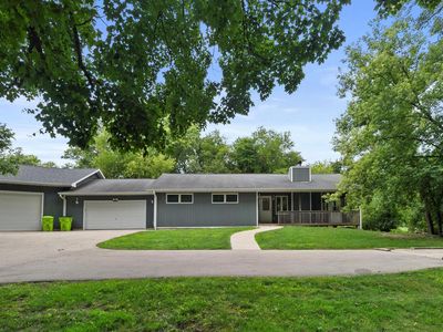 32 South Walworth AVENUE