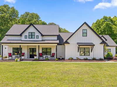 252 Mill Ln