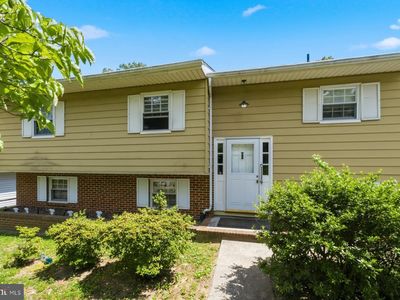 11 Madary Rd