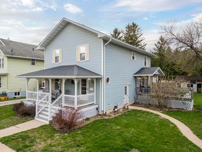 106 W 5th St