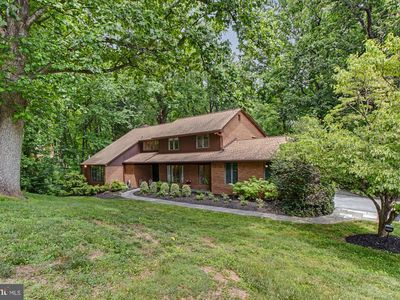 1503 Near Thicket Ln