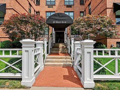 25 W Elm St APT 51