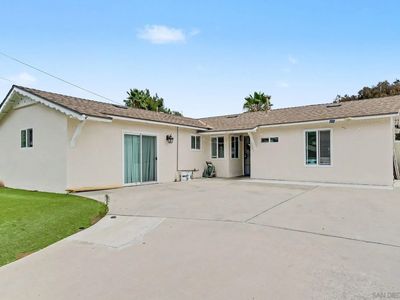 8032 Poplin Dr
