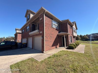 5923 Dewitt Dr