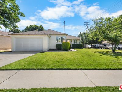 8900 Amigo Ave