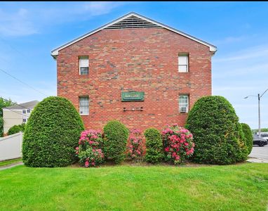 1304 Elm St APT 3C