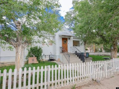906 Ruby Pl