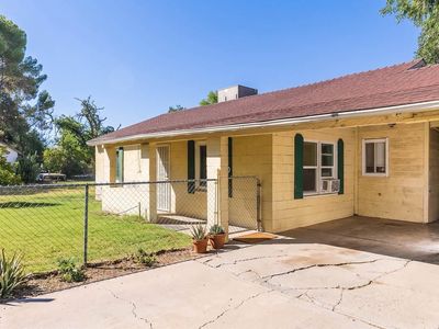 200 White Rd