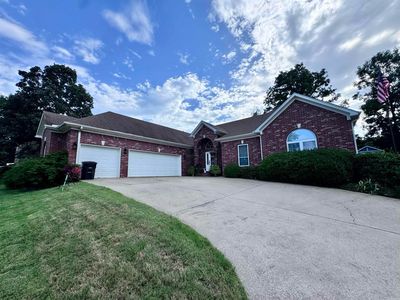 15 Westpointe Dr