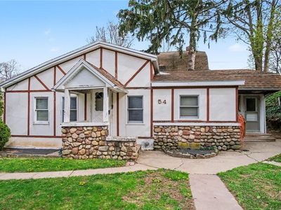 54 Nixon Dr