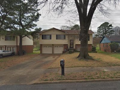 2569 Rozelle St