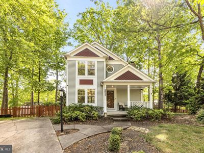 3517 Soffit Pl