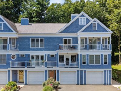 22 Seabreeze Avenue #C