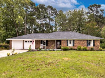 852 Club Ln