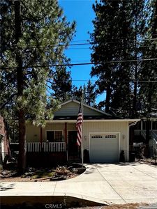 Property at 1579 Ross St, Wrightwood, CA