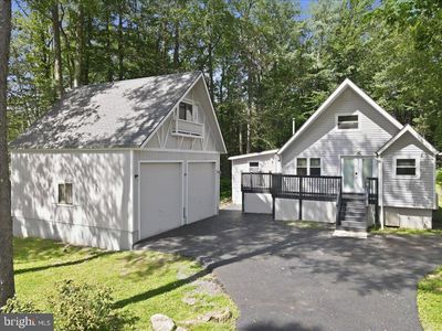 320 Lamont Way