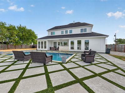 1130 Willow Creek Rd