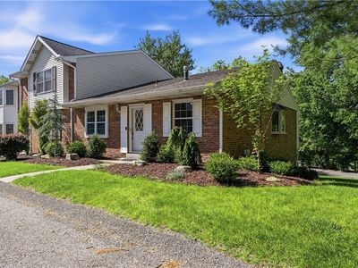 1328 Quail Run Cir