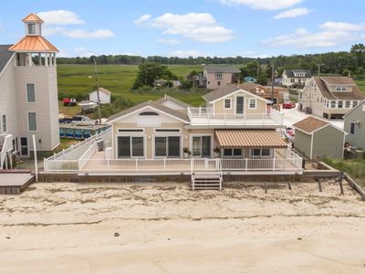 119 Beach Ave