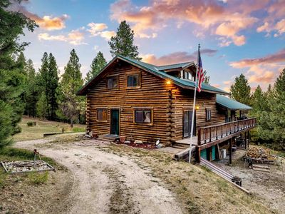 175 Evergreen Dr