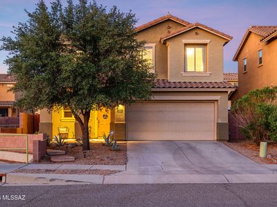 1683 W Gleaming Moon Ln