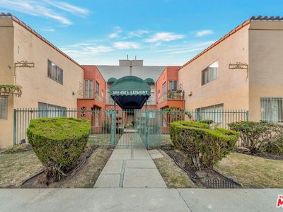 4261 4267 1/2 Leimert Blvd