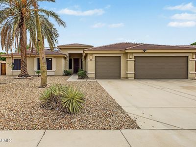 8838 W POTTER Drive