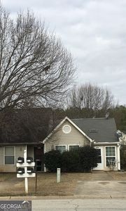 Property at 9028 Stoneleigh Trce, Douglasville, GA