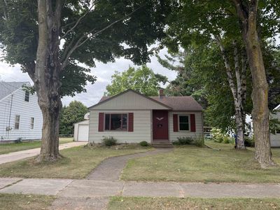 44 West St