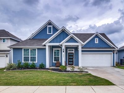 8221 Hampton Dr