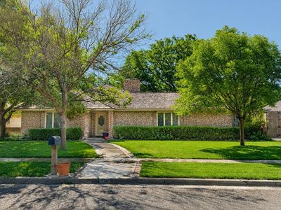 6409 Andover Dr