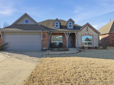 14220 S Vandalia Ave