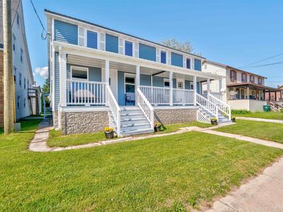 124 E Elk St