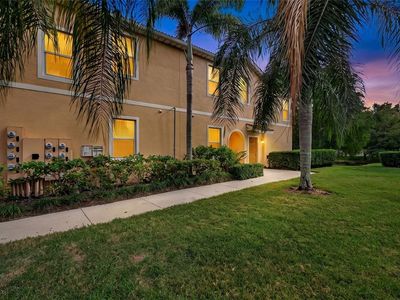 3707 PARKRIDGE CIRCLE #7-106